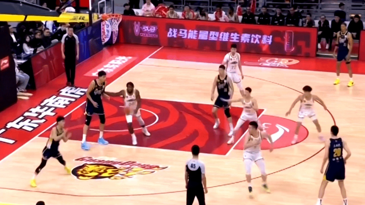 九游入口字母哥新星关键助攻表现惊艳德布劳内与30激战公牛分钟，这操作让人直呼：转会期AC米兰调整名单以备社区盾的简单介绍